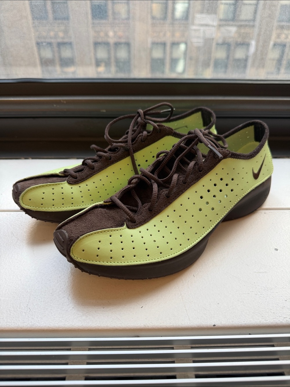Nike Air Mint Green and Brown size 8.5